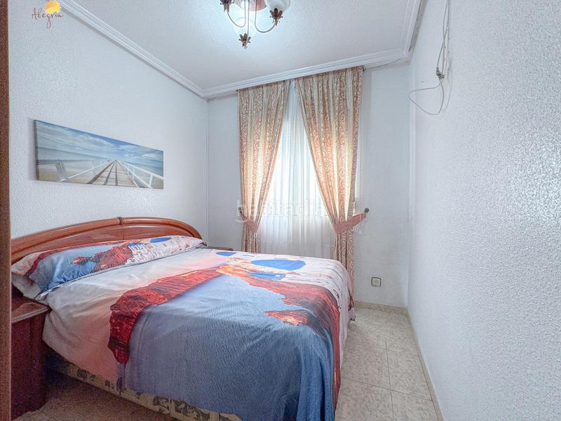 Foto b4cc9ce0-9131-4e41-9c8c-9429a2bf0a20. Attique dans El Acequión Torrevieja