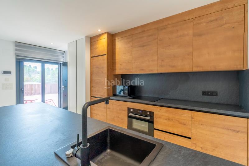 Foto 06153798-1a55-4e92-894f-957c14c1a795. Chalet mit heizung parking in Finestrat pueblo Finestrat