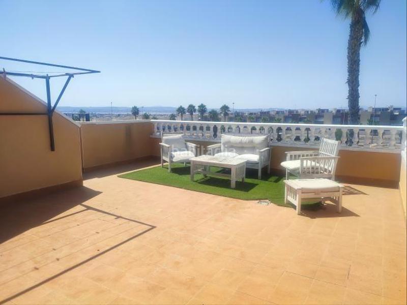 Foto 935f6167-0072-4614-b09d-c220ec14f80c. Chalet mit parking pool in Aguas Nuevas Torrevieja