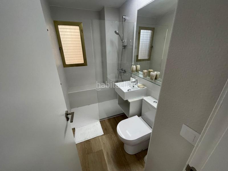 Foto d8db33aa-d818-44ee-bd2c-0f277fb67c2f. Apartamento en juan fuster zaragoza 3 excelente oportunidad para generar ingresos por alquiler en Benidorm
