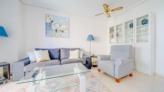 Miete Appartement  Avenida mestral. Se alquila apartamento para larga temporada