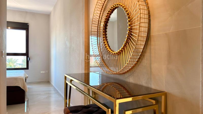 Foto c65287ca-965b-4265-bab8-7d66a0eabf4a. Piso en murtal 4 piso de lujo en el edificio emblemático coblanca 40 con vistas al mar en Benidorm