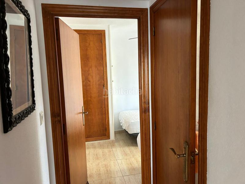 Foto 15c9d1ad-cdba-4e99-9a88-b578b1fc2f15. Apartamento en calle almeria 2 luminoso apartamento en primera línea de la Playa Levante en Benidorm