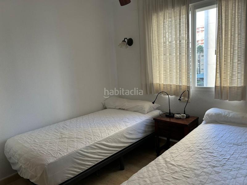 Foto 33d0c796-9fb8-4d40-bdc9-7286532734dd. Apartamento en calle almeria 2 luminoso apartamento en primera línea de la Playa Levante en Benidorm