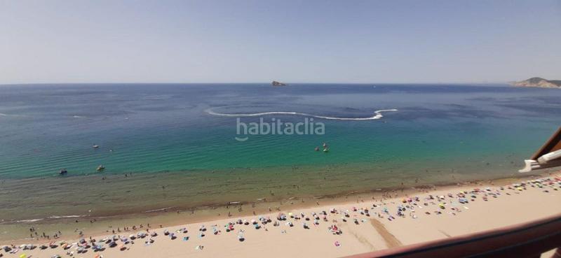 Foto 5bef82e0-e575-4ef8-bf1a-1ae6e2327e34. Apartamento en calle almeria 2 luminoso apartamento en primera línea de la Playa Levante en Benidorm