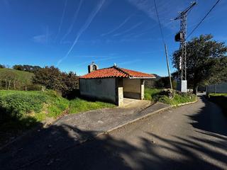 Wohngrundstück in Salas. Se vende este terreno edificable