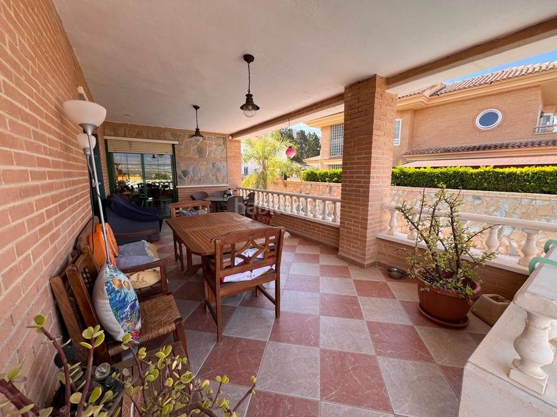 Foto 2727f2ee-f062-4162-b06e-12167ce12892. Chalet mit parking pool in Sierra Helada Benidorm