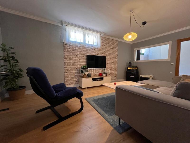 Foto 3eaaad3d-9578-442e-9036-379a2fc65d55. Chalet mit parking pool in Sierra Helada Benidorm