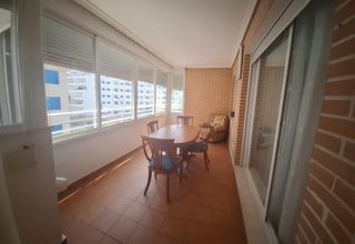 Affitto Piccolo appartamento in Calle calle xaloc 2. Alquiler larga temporada dos habitaciones la cala de villajoyosa