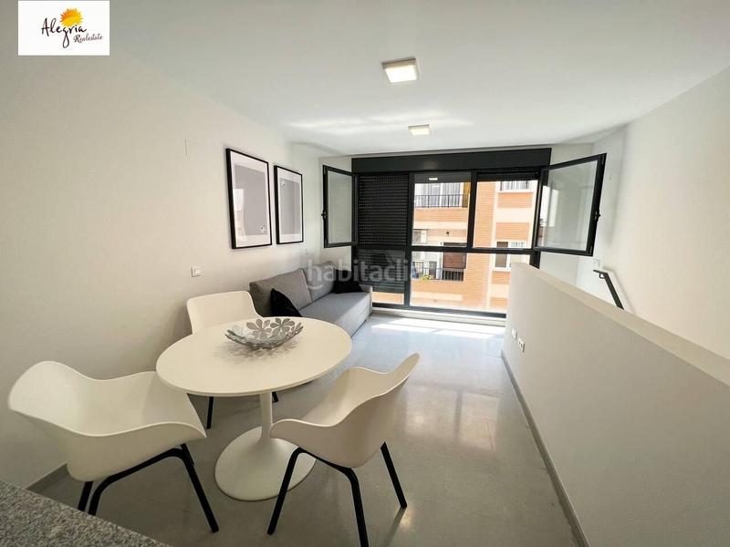 Foto c75a8a99-aef6-4fe2-a5e4-9fd7d7fb74aa. Rent duplex with heating parking in La Constitución-Canaleta Mislata