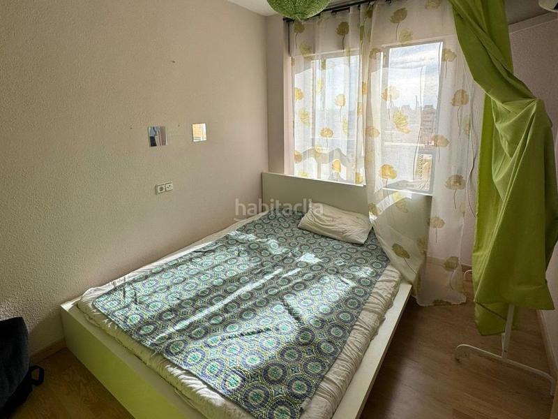 Foto a5581c67-cf5c-4e4a-aee4-250cbd9fea0b. Apartamento  de 3 habitaciones en zona Babel en Alicante