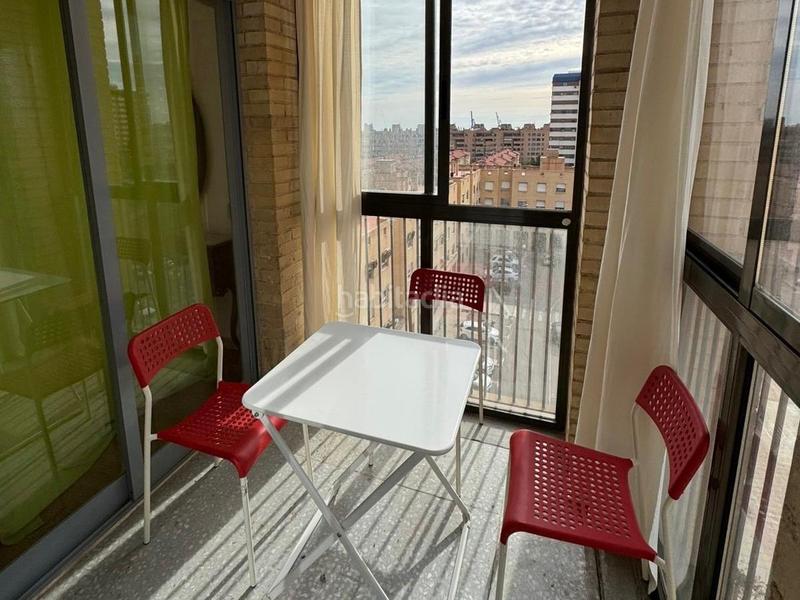 Foto c4c7bf1e-066e-42eb-9b11-e42f23aa63c4. Apartamento  de 3 habitaciones en zona Babel en Alicante