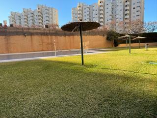 Appartement à Calle dep juan matos 4. Amplio apartamento zona miriam blasco