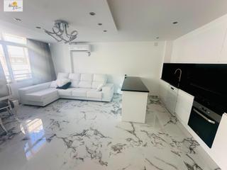 Appartement  Ingeniero sanchiz pujalte. Elegante y amplio piso reformado en la zona de altozano, alicant