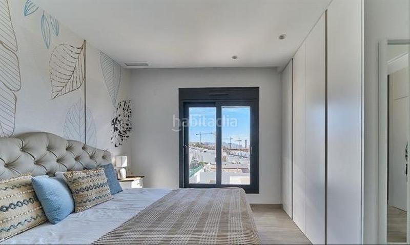 Foto 8d0af71f-95ed-472e-94b2-dd627f099a76. Towny house with heating parking pool in balcón de Finestrat-terra marina Finestrat