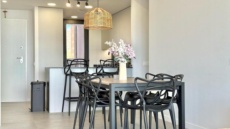 Foto 9b679833-301a-47d4-93a5-b42650aa75d8. Affitto piccolo appartamento con riscaldamento parcheggio piscina in Benidorm