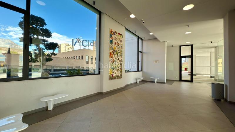 Foto 1e7c94ae-bf1f-419e-981e-bcd04e0caa32. Rent apartment with heating parking pool in Playa Poniente Benidorm