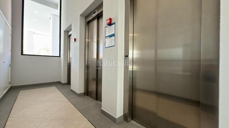 Foto 2d3fa1aa-f58a-45b0-8133-2c7e2601a910. Rent apartment with heating parking pool in Playa Poniente Benidorm