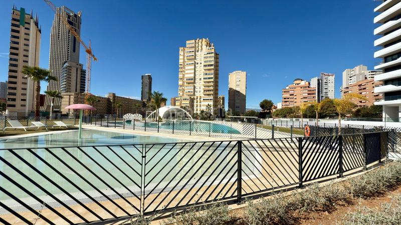 Foto dc4b00f4-b06d-4fc1-aa33-7efbc7346132. Rent apartment with heating parking pool in Playa Poniente Benidorm