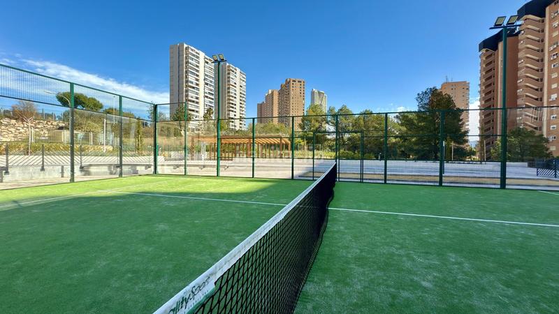 Foto f3894e44-326c-45c2-817b-7381144e0dfe. Rent apartment with heating parking pool in Playa Poniente Benidorm