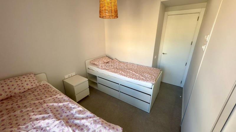 Foto 341709c9-ff49-40fd-b8a8-d3ffa08e3c18. Alquiler apartamento alquiler por meses urb. beach i, piso con 2 habitaciones en Benidorm