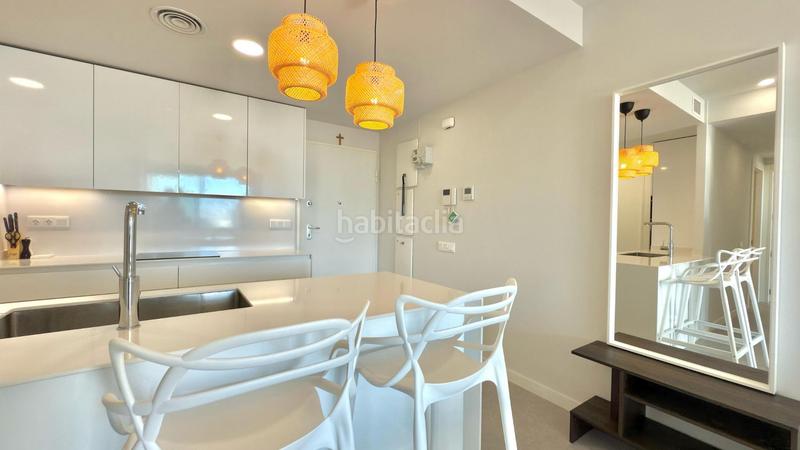 Foto 34cb32d2-3c78-4c86-8ef9-93619c1fa4ed. Alquiler apartamento alquiler por meses piso 2 habitaciones en urb. beach en Benidorm