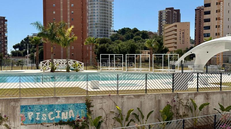 Foto c5491cd2-ee4b-4568-9b33-478255a3cbdf. Alquiler apartamento alquiler por meses piso 2 habitaciones en urb. beach en Benidorm