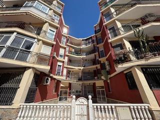 Appartement à Zona Playa de los Locos. Apartamento planta baja a 50 metros de playa los locos . 2 dorm.