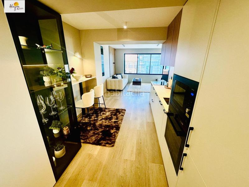 Foto 657de9e1-e416-49cf-b79a-3dfcd15e6cef. Apartamento impresionante apartamento con vistas al mar en venta en Alicante