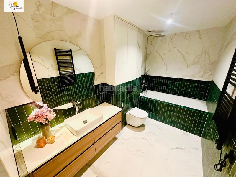 Foto 89a76d5d-1411-457f-8ef5-22b0cff21c84. Apartamento impresionante apartamento con vistas al mar en venta en Alicante