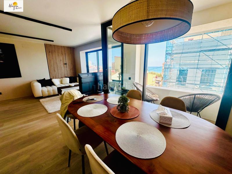 Foto b4dd4a7a-49e7-41c5-be82-fe6e44bab458. Apartamento impresionante apartamento con vistas al mar en venta en Alicante