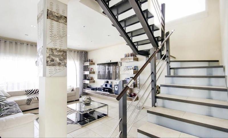 Foto ee226a1a-a123-4c92-9bdf-47d205d70113. Chalet con piscina in Gran Sol Calp