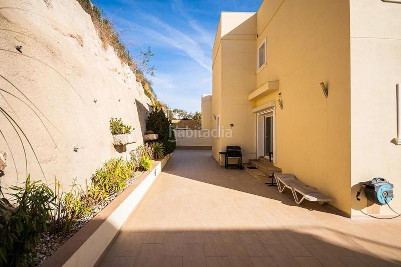 Foto fd3074d5-f9fb-49cf-8c6b-38c3f32d4c4a. Chalet con piscina in Gran Sol Calp