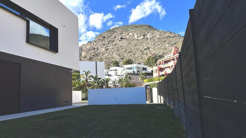 Foto 6be52a2a-861c-48c9-94f0-c6f94b51db73. Chalet with heating parking pool in Golf Bahía Finestrat