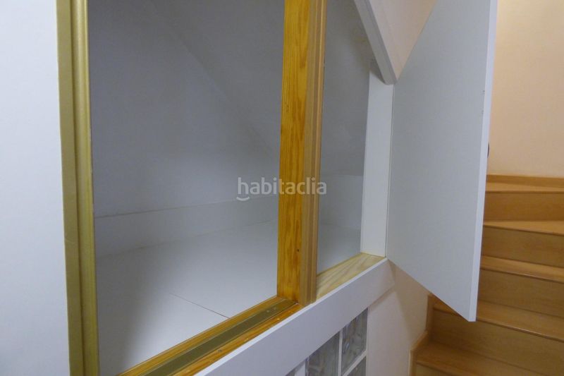 Foto 0b8ffda7-40d3-40e1-866f-ace0a4a48b14. Casa adossada a pintor sorolla \"salafranca\" 40 a San Juan de Alicante