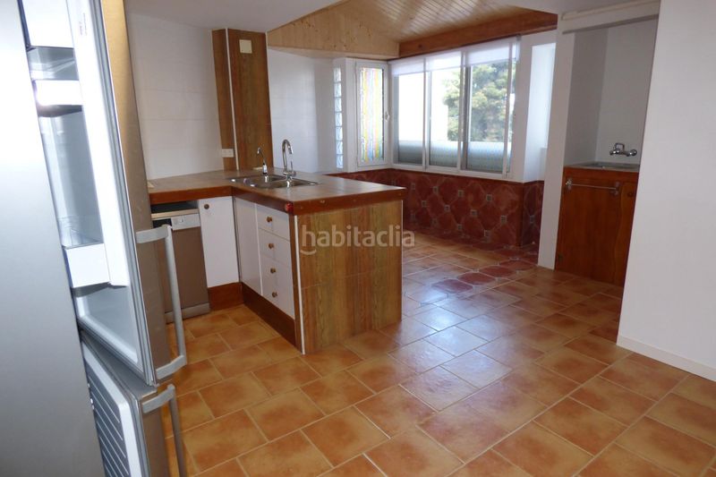 Foto c6637a36-ab4d-4862-a46c-bc4f935cc08d. Casa adossada a pintor sorolla \"salafranca\" 40 a San Juan de Alicante