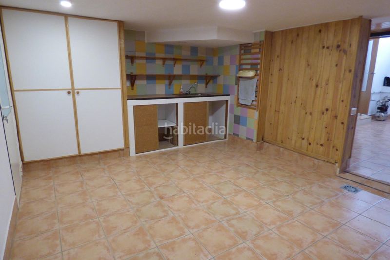 Foto f67b4a2d-5025-4355-a723-dbc7e7f065f8. Casa adossada a pintor sorolla \"salafranca\" 40 a San Juan de Alicante