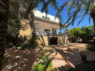 Xalet  Joaquin sorolla. Villa de lujo en riba roja de turia