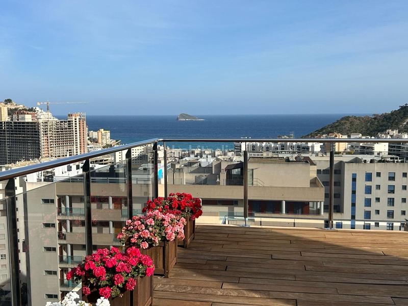Foto 31a71030-2780-47e2-b063-67aeb6d3f09f. Dachwohnung mit parking pool in Playa Poniente Benidorm