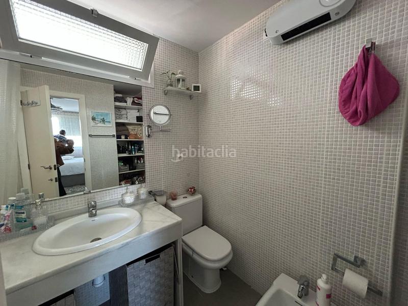 Foto 7af52b72-53d7-4bd9-abdc-4cfd66836082. Dachwohnung mit parking pool in Playa Poniente Benidorm