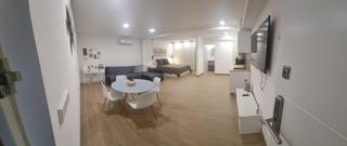 Studio à Condomina 41. Fantástico estudio reformado nuevo junto al mar