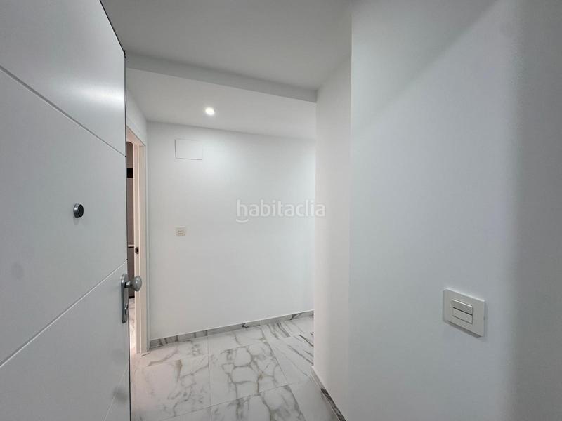 Foto 5c32ac2b-515d-4fcc-82ab-ad3c7bbe1105. Apartment with parking in Parque de las Naciones Torrevieja