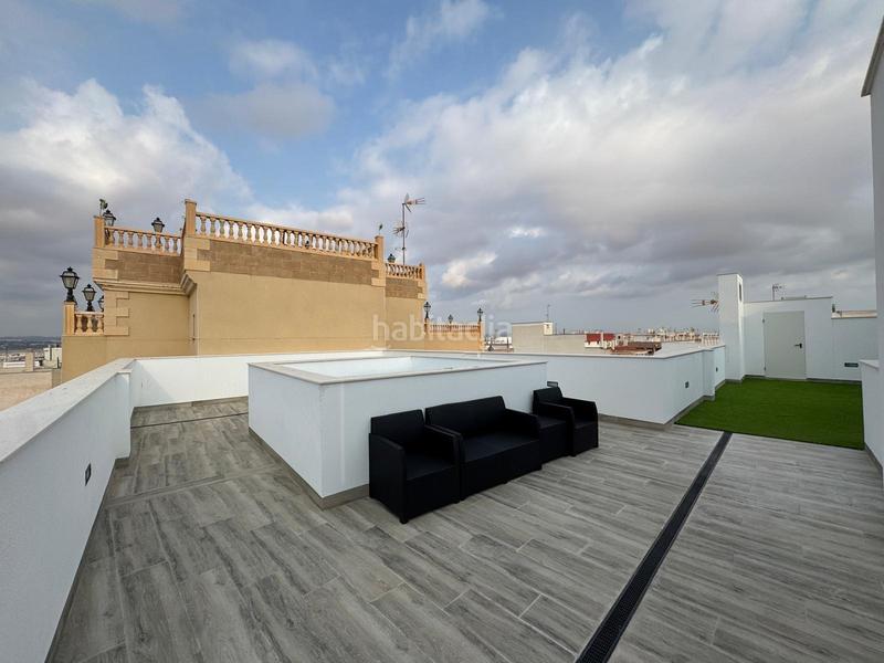 Foto 8fc3ac27-f6d3-4d7b-89b0-69150806b305. Apartment with parking in Parque de las Naciones Torrevieja