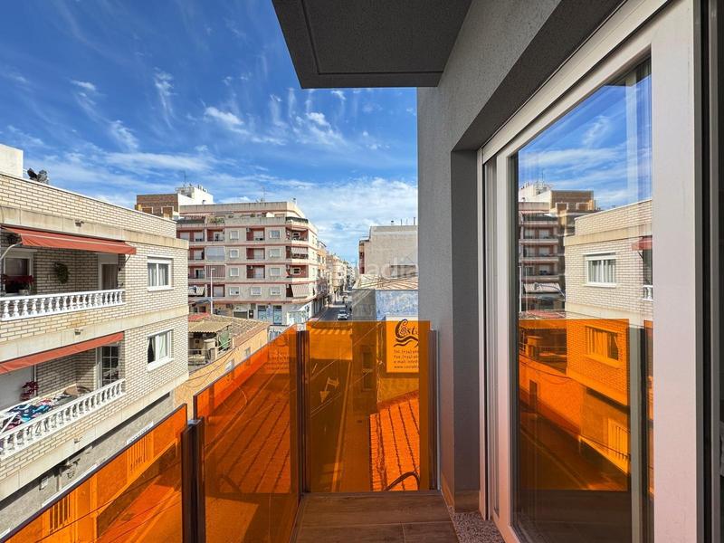 Foto a4abdf27-3a3f-48c9-93b8-629136596ee1. Apartment with parking in Parque de las Naciones Torrevieja