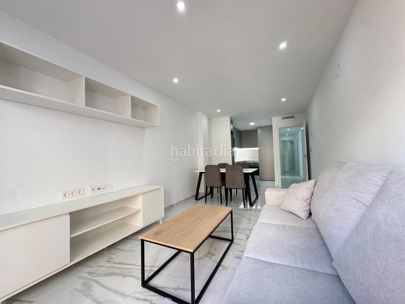 Foto ce7506ad-a25b-42c8-9586-f9b420767908. Apartment with parking in Parque de las Naciones Torrevieja