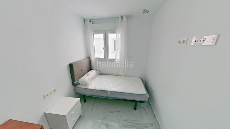 Foto 321afa24-1fb2-46df-9b2c-4b5e8acbe7e2. Apartamento exclusivo apartamento en el corazón 2 habitaciones 1 baño bbq solárium con vistas al mar en Torrevieja