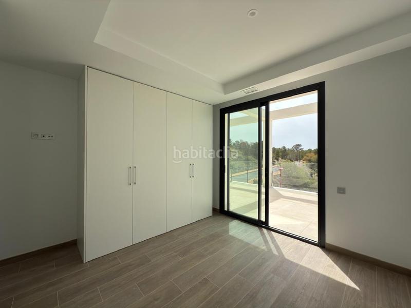 Foto ad03ad90-7fc5-457d-9e1e-079b453bb684. Chalet avec chauffage parking piscine dans Golf Bahía Finestrat