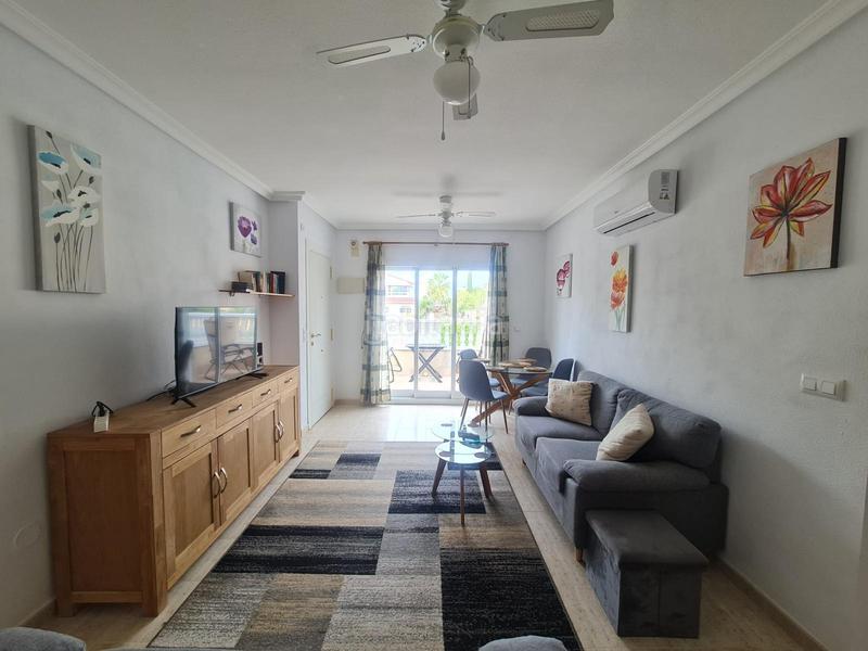 Foto e6ee00e6-7412-45a5-b8cf-ac63e45540fa. House with pool in Zeniamar - Horizonte - La Campana Orihuela