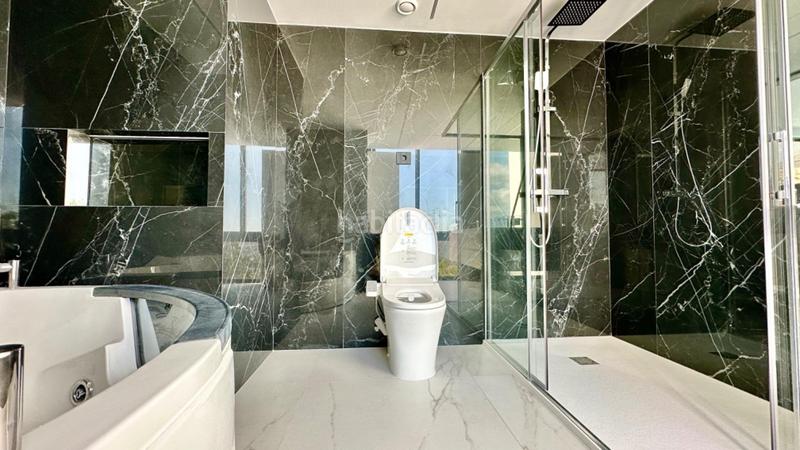 Foto 2dd51479-6575-4c06-aae3-ce70e16b9dc7. Chalet with heating pool in Altea hills Altea