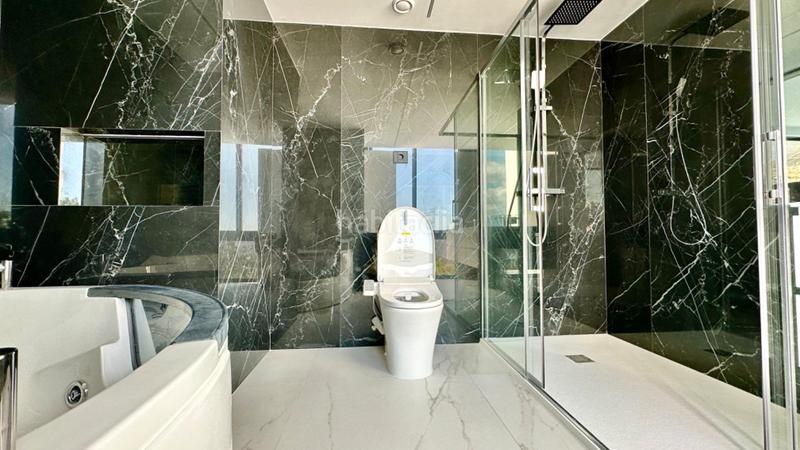 Foto a70fa2c2-4510-44e9-b62e-cc97e433e026. Chalet with heating pool in Altea hills Altea